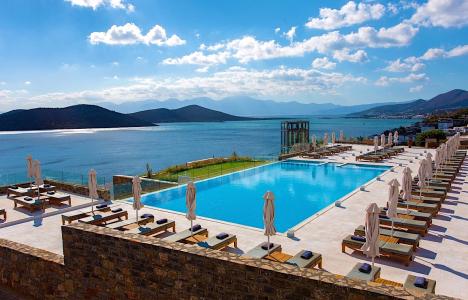 Royal Marmin Bay Boutique & Art Hotel