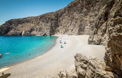 Το καλά κρυμμένο μυστικό της Κρήτης: Το φαράγγι των Αγίων και η μαγευτική παραλία στο Λιβυκό