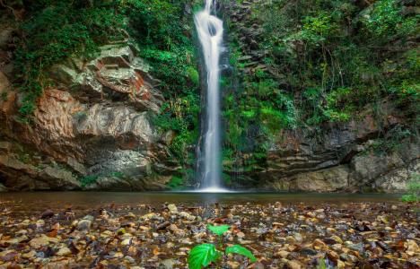 Καταρράκτες Βαρβάρας: Ο κρυμμένος θησαυρός της Χαλκιδικής