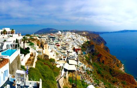 Η Σαντορίνη είναι μόνο για ζευγάρια; Μάλλον όχι!