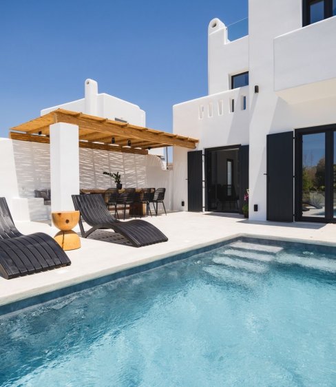 VotsaLo Sea View House