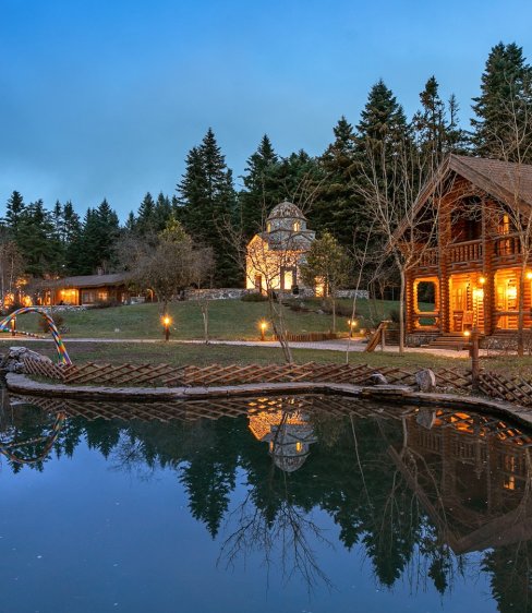 All Seasons Paradise: Διακοπές στο παραμυθένιο σκηνικό του Μαινάλου