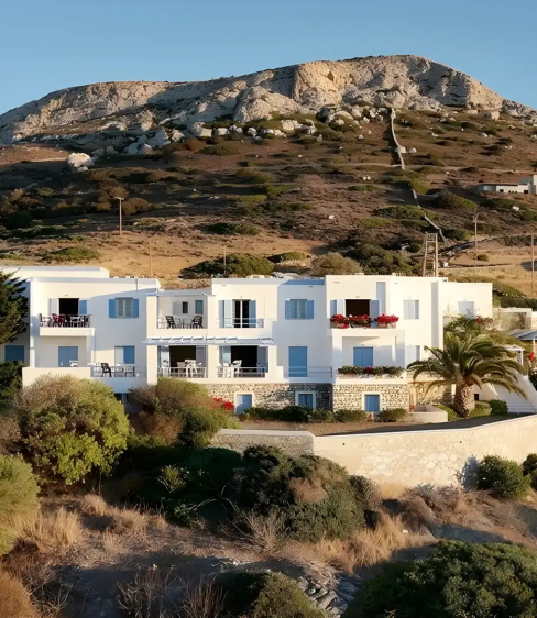 Lume D’oro Syros: Απόδραση με θέα το μαγευτικό ηλιοβασίλεμα του Αιγαίου