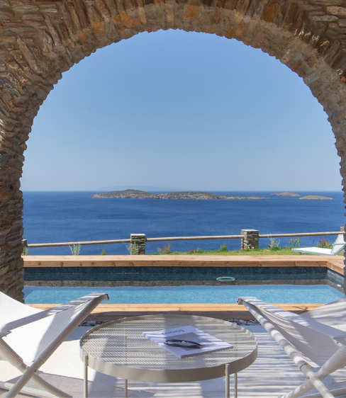 Etesian Villas: Ένας μικρός παράδεισος στην Άνδρο με θέα που κόβει την ανάσα