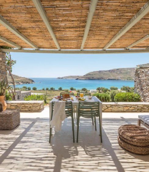 Serifos Dream Houses: Relaxing holidays at the enchanting Ganema Beach
