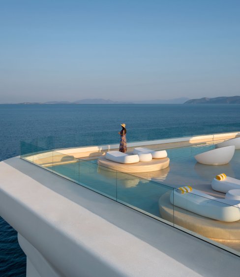 Isla Brown Corinthia Resort & Spa: Πολυτελής απόδραση μια ανάσα από την Αθήνα