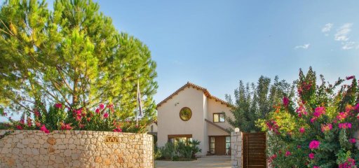 Villa Elva Nafplio: Απόδραση στην καρδιά της φύσης με θέα το Παλαμήδι