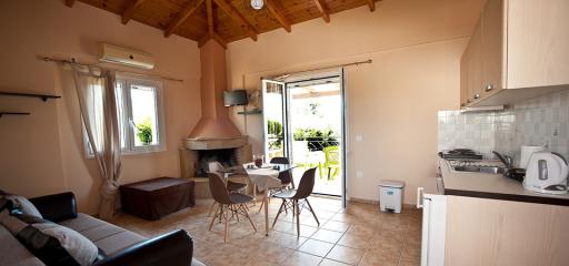 Lagouvardos Apartments