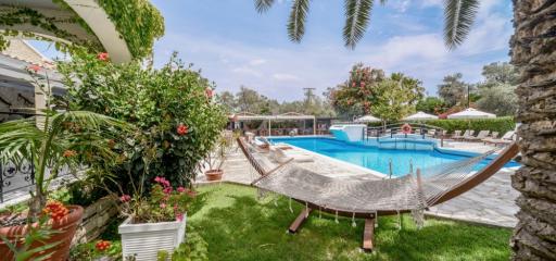 Paxos Club Resort & SPA