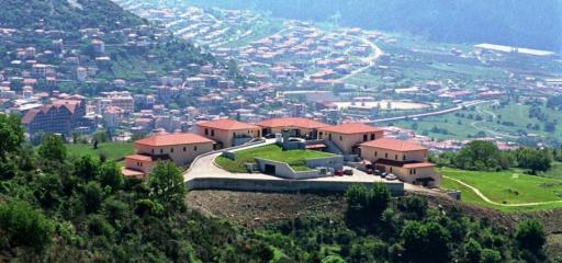 Avaris Hotel