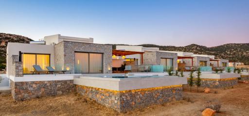 Aros Luxury Villas