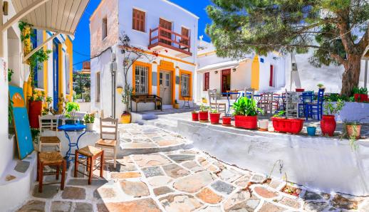 6 γραφικά χωριά των Κυκλάδων που αξίζει να ανακαλύψετε