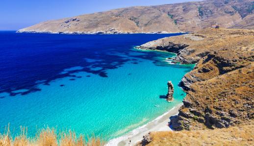 Άνδρος: To Lonely Planet αποθεώνει το νησί των νερών και των περιπατητών