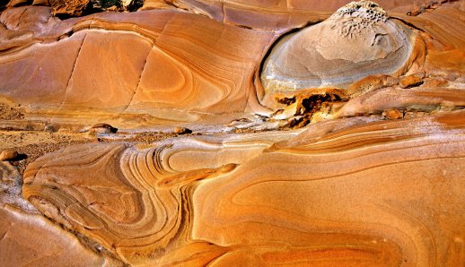 Faraklo: A lunar landscape on Lemnos
