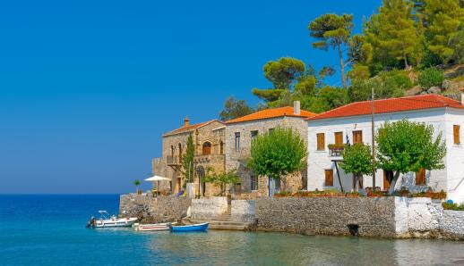 5 γραφικά ψαροχώρια της Πελοποννήσου για αξέχαστες αποδράσεις