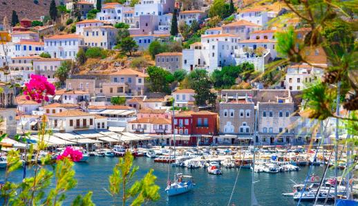 6 νησιά κοντά στην Αθήνα για τις εξορμήσεις της άνοιξης