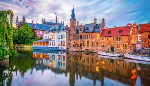 Μπριζ: Μία από τις πιο φωτογενείς πόλεις της Ευρώπης