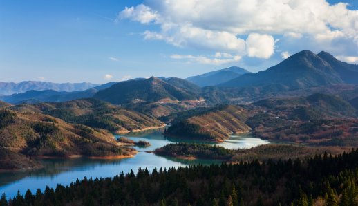 Road trip στη Λίμνη Πλαστήρα: Οι στάσεις που αξίζει να κάνετε