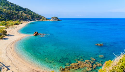 Η Σάμος στους προορισμούς με τις καλύτερες παραλίες της Ελλάδας