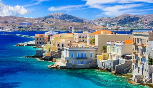 Το ελληνικό νησί που είναι η «επιτομή της κομψότητας» για τους Γάλλους ταξιδιώτες