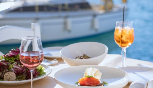 Lamda Casual Dining: Νέα γαστρονομική εποχή με την υπογραφή του chef Γιάννη Μαρκαδάκη