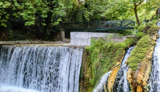 Ιαματικά λουτρά Πόζαρ, στον «Κήπο της Εδέμ»
