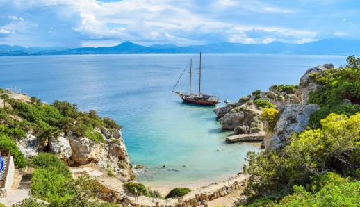 5 αποδράσεις - εξπρές από την Αθήνα για να πιάσετε τον Μάη
