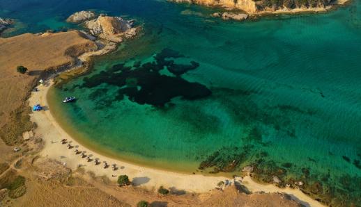 Δρένια: Ο γαλαζοπράσινος παράδεισος της Χαλκιδικής