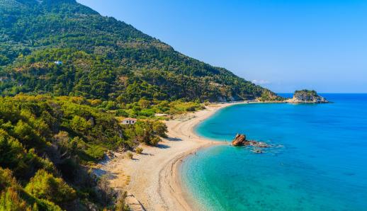 Σάμος: 5+1 παραλίες που πρέπει να επισκεφθείτε