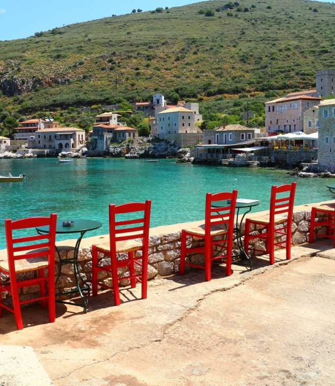 Από το Πήλιο μέχρι τη Μάνη: 6 χωριά για τα επόμενα Σαββατοκύριακα