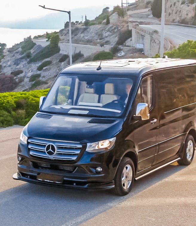 MERCEDES BENZ SPRINTER VIP MINIBUS: Μια ξεχωριστή εμπειρία μετακίνησης