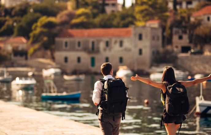 5 συμβουλές για να εξοικονομήσετε χρήματα στις διακοπές σας