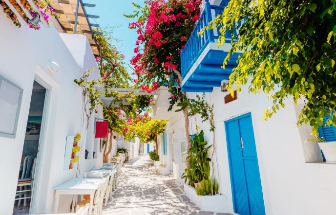 Travel + Leisure: Τα τρία ελληνικά νησιά που μπήκαν στα 25 καλύτερα του κόσμου