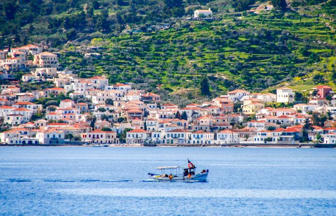 Τρεις ιδανικοί προορισμοί για τριήμερο, μια ανάσα από την Αθήνα