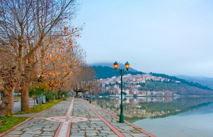 Απόδραση στην Καστοριά: Όλα όσα αξίζει να δείτε και να κάνετε