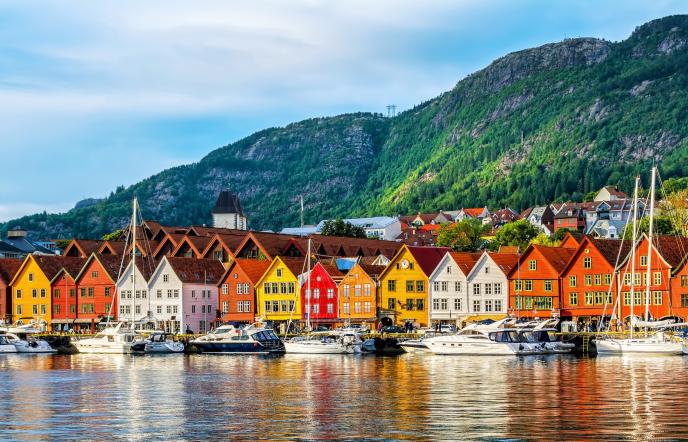 Μπέργκεν: Όσα δεν πρέπει να χάσετε στη μαγευτική πόλη της Νορβηγίας