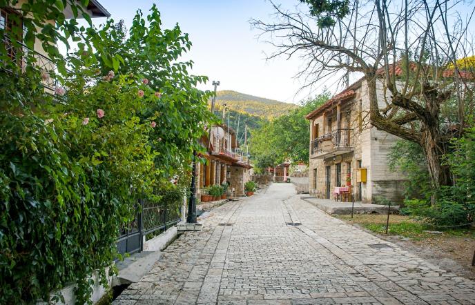 4 υπέροχα χωριά για αποδράσεις εξπρές από την Αθήνα