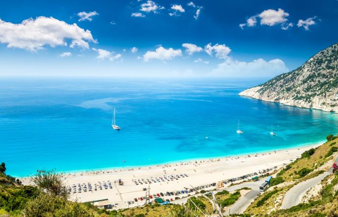 Tripadvisor: Ποιες ελληνικές παραλίες μπήκαν στις 25 καλύτερες του κόσμου