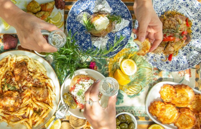 Προετοιμαστείτε για ένα παραδοσιακό Πάσχα στα ξενοδοχεία του Ομίλου Zeus International Hotels & Resorts