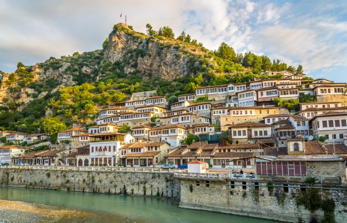 Ανακαλύψτε την Αλβανία μέσα από 5 αξέχαστα road trips