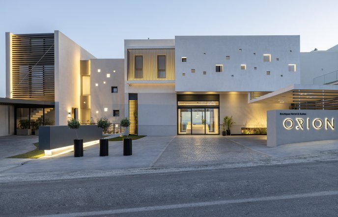 Orion Suites: Το ιδανικό σημείο εκκίνησης για να ανακαλύψετε την Τήνο