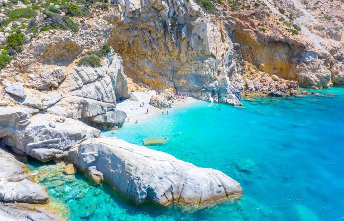 Το παραδεισένιο νησί του Αιγαίου που εκθειάζει ο Guardian