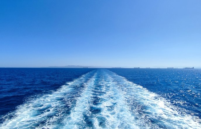 Το Καλοκαίρι δεν τελείωσε: Η hoper σε πάει νησί με έκπτωση έως 40%