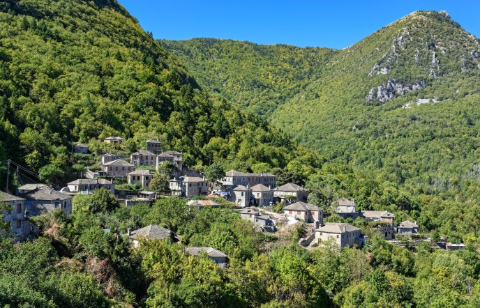 5 χαμηλών τόνων χωριά στο Ζαγόρι για ηρεμία και βόλτες στη φύση