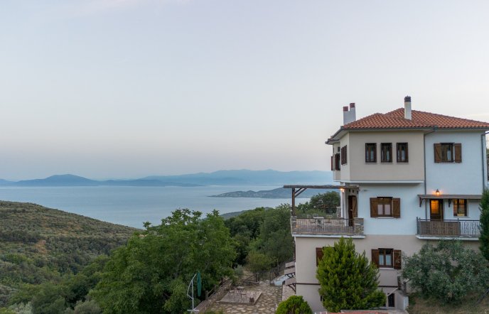Under Villa J: Νέα πρόταση διαμονής στην Πορταριά