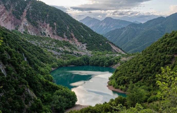 Ανθοχώρι: Weekend break στον χειμερινό παράδεισο των Αγράφων