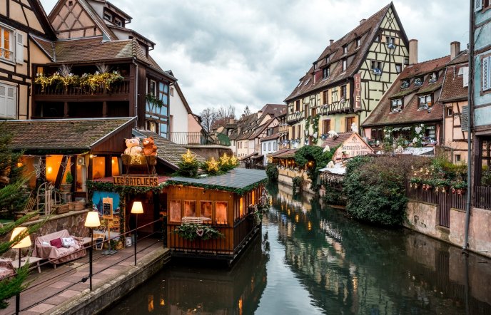 Κολμάρ: Απόδραση στην παραμυθένια πόλη της Αλσατίας
