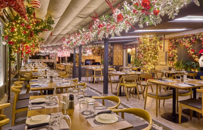 Το Βραστό στο Χαλάνδρι κρύβει σε κάθε πιάτο τη ζεστασιά των Χριστουγέννων