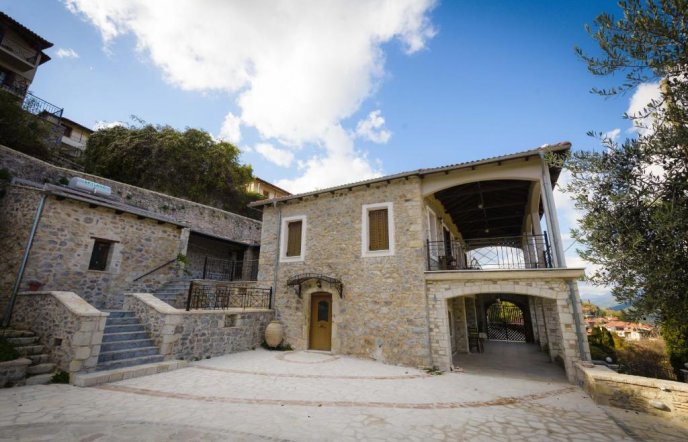 Αρχοντικό Γκιντώνη: Μια ζεστή απόδραση στο Λεβίδι Αρκαδίας