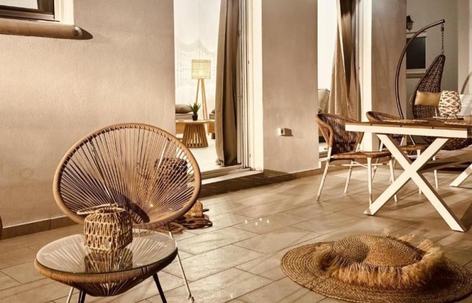 Aenya Kythnos Villas: Φιλοξενία που ξεχωρίζει στην ήρεμη πλευρά της Κύθνου